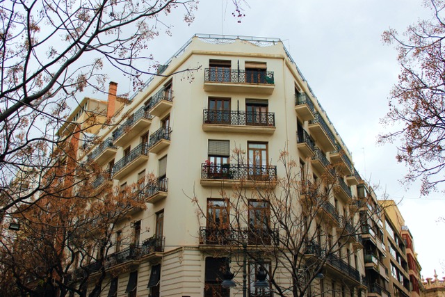 Fachada Exterior sede Cetecova Revolution